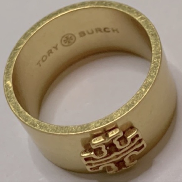 Tory Burch Britten style wide Ring - Picture 5 of 7